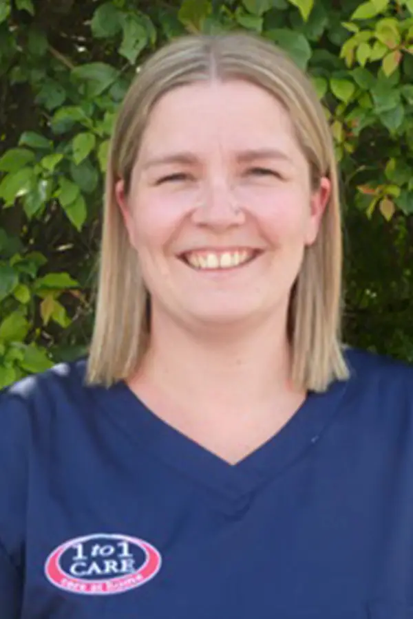 staff-nikki-roche
